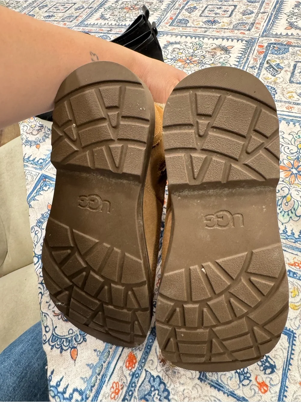 UGG Kids Chestnut Faux-Fur Lined Lace-Up Ankle Boots